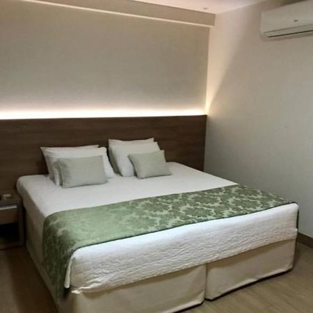Apart Hotel Vista Azul Домингос Мартинс Екстериор снимка